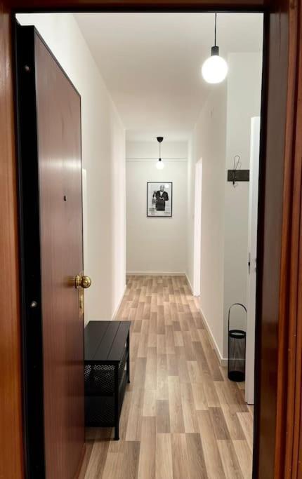 Leia Home W/Private Parking In Old Town Trieste Exteriör bild